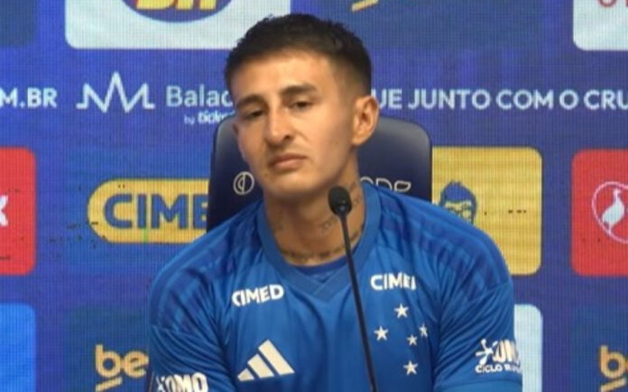 Rojas relembrou episódio na carreira em duelo com Flamengo