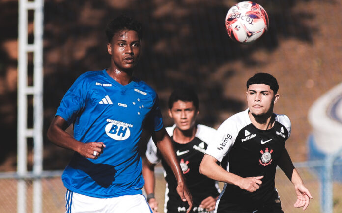 Ruan Índio fez gol no jogo contra o Corinthians