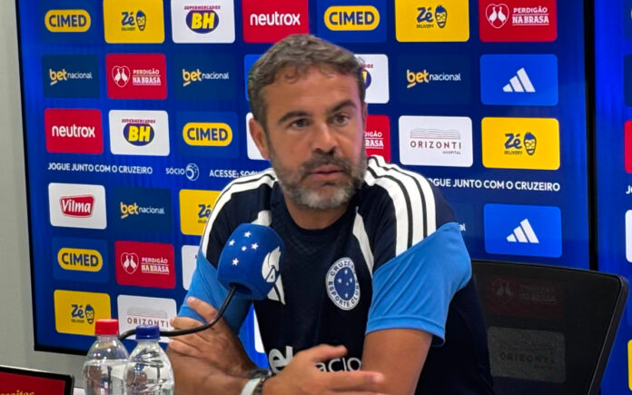 Artur Jorge, treinador do Cruzeiro