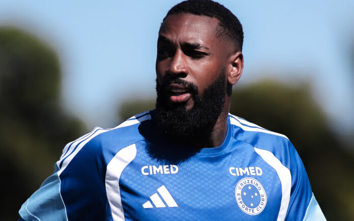 Gerson é um dos pendurados do Cruzeiro (Foto: Gustavo Martins/Cruzeiro)