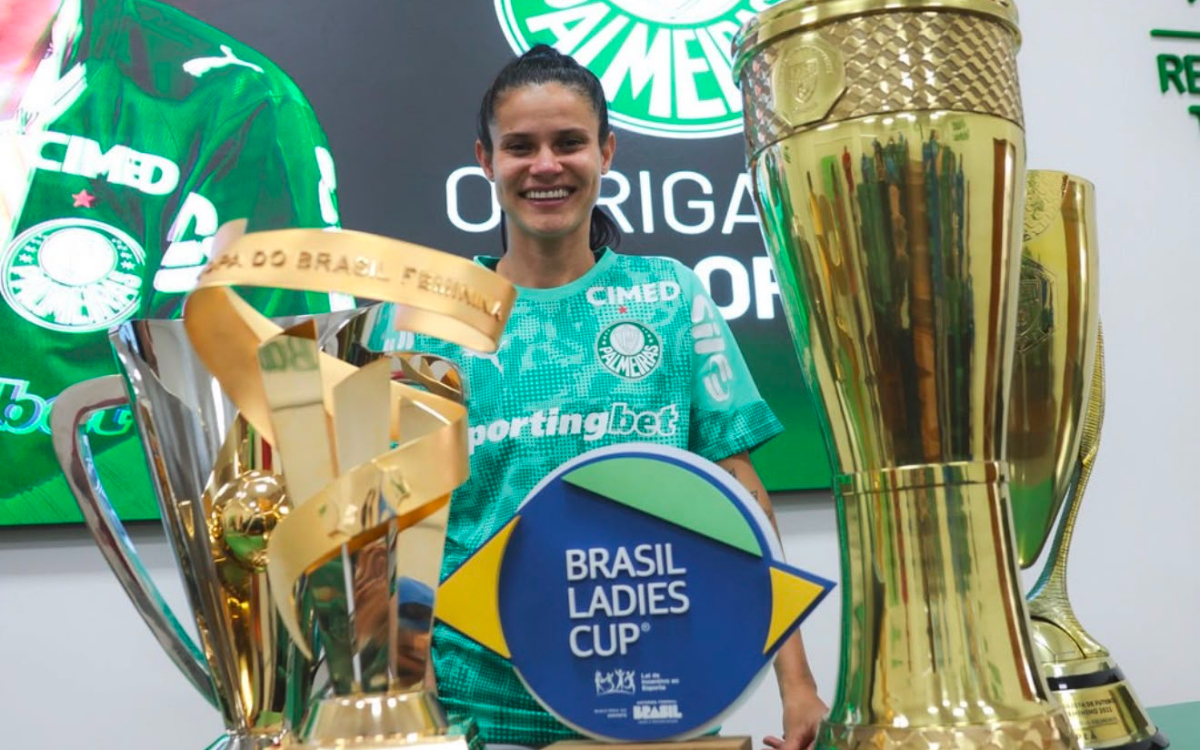 Cruzeiro encaminha contratação de jogadora multicampeã pelo Palmeiras