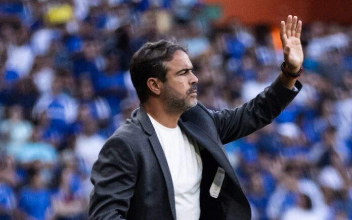 Artur Jorge, técnico do Cruzeiro