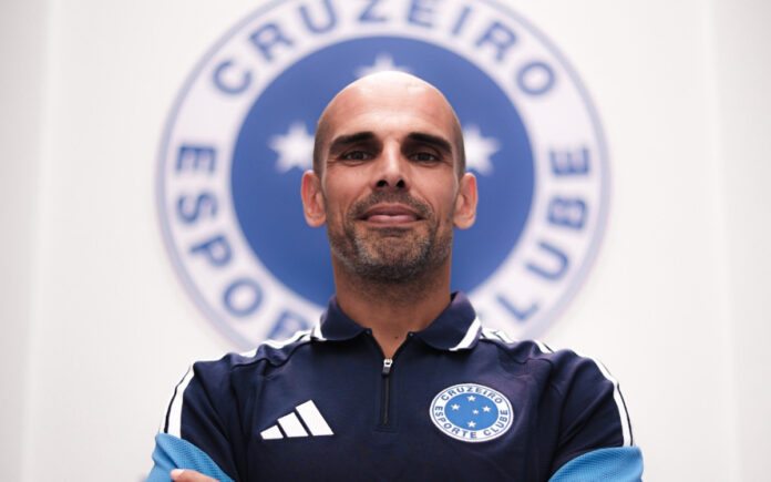 Pedro Duarte, novo comandante do Sub-20 do Cruzeiro (Foto: Gustavo Martins/Cruzeiro)