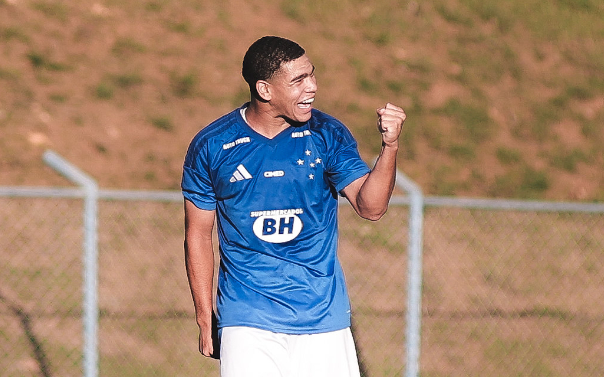 Thaylon brilha, e Cruzeiro goleia Atlético-GO fora de casa pelo Brasileiro Sub-17