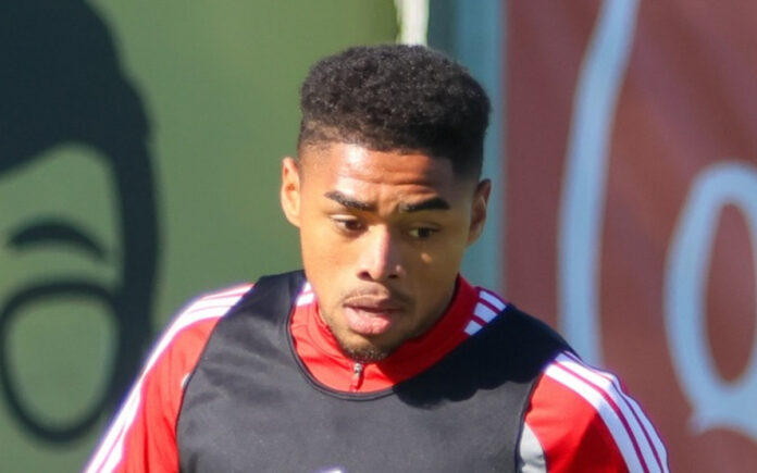 Victor Gabriel, zagueiro do Inter, se desculpou nas redes sociais (Foto: Inter/Divulgação)