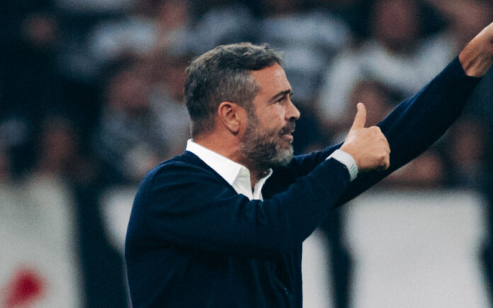 Artur Jorge, técnico do Cruzeiro