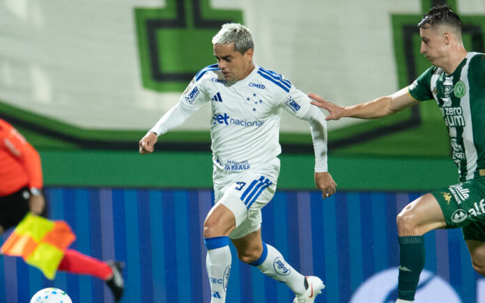 Fagner, lateral do Cruzeiro