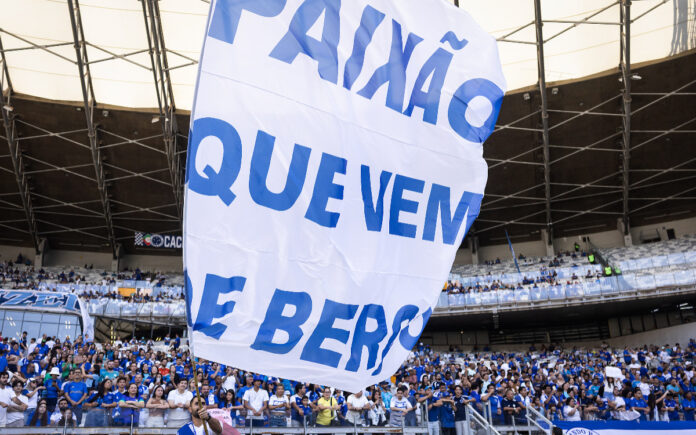Torcida do Cruzeiro no Mineirão (Foto: Gustavo Aleixo/Cruzeiro)