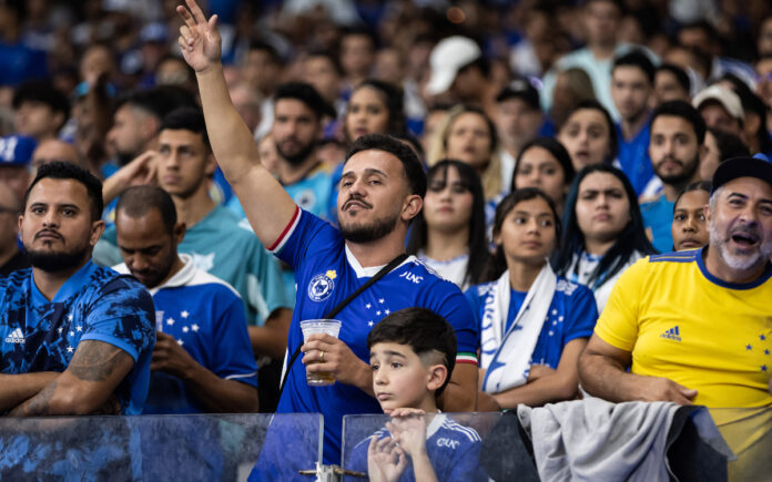 Torcida do Cruzeiro no Mineirão (Foto: Gustavo Aleixo/Cruzeiro)