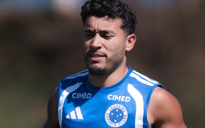 William, lateral-direito do Cruzeiro (Foto: Gustavo Martins/Cruzeiro)