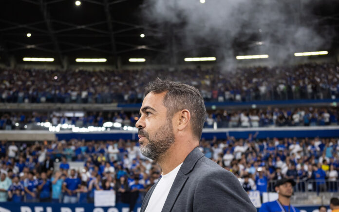 Artur Jorge, treinador do Cruzeiro (Foto: Gustavo Aleixo/Cruzeiro)