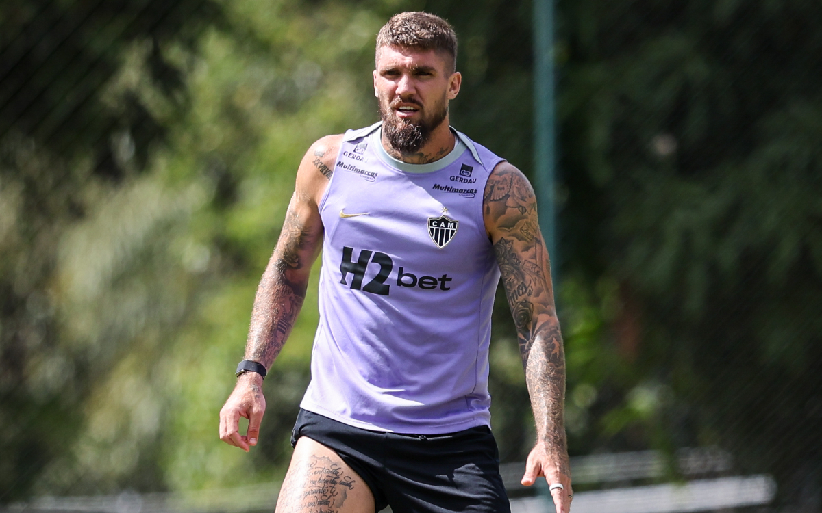 Lyanco sofre lesão e é desfalque nos clássicos contra o Cruzeiro