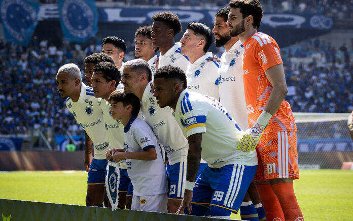 Time do Cruzeiro no duelo com o Mirassol (Foto: Gustavo Aleixo/Cruzeiro)