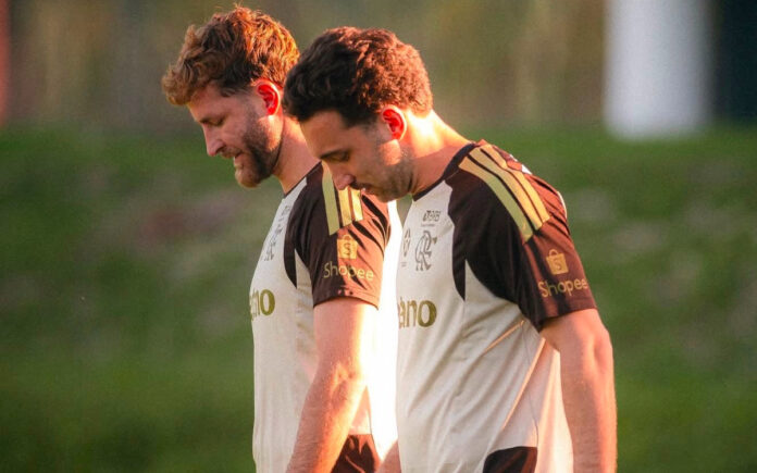 Léo Pereira e Léo Ortiz, zagueiros do Flamengo (Foto: Divulgação/Flamengo)