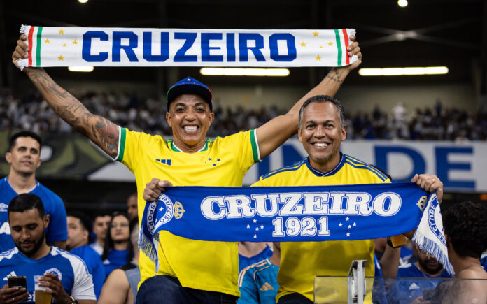 Torcida do Cruzeiro no Mineirão (Foto: Gustavo Aleixo/Cruzeiro)