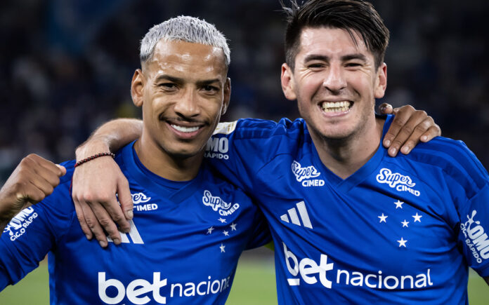 Matheus Pereira e Villalba, jogadores do Cruzeiro (Foto: Gustavo Aleixo/Cruzeiro)