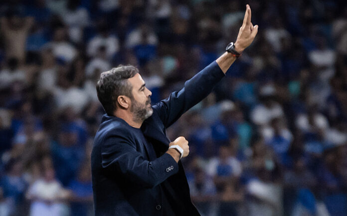 Artur Jorge, técnico do Cruzeiro (Foto: Gustavo Aleixo/Cruzeiro)