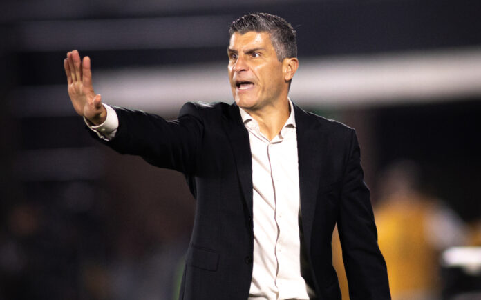 Pedro Emanuel, técnico do Vasco (Foto: Matheus Lima/Vasco)