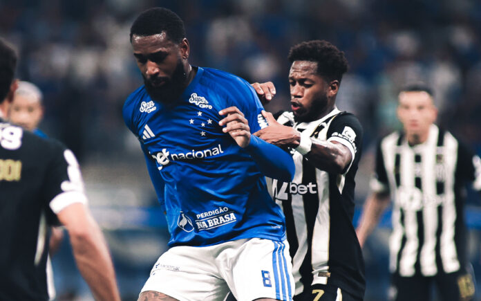 Gerson no clássico contra o Atlético-MG