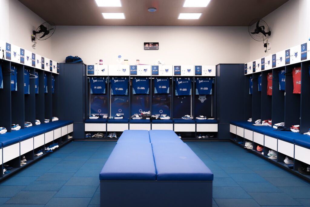 Detalhes do novo vestiário da Toca ll (Foto: Divulgação/Cruzeiro)