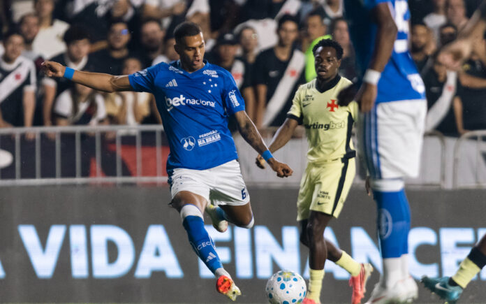 João Costa, atacante do Cruzeiro