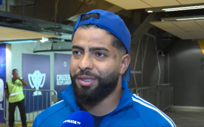 João Marcelo, zagueiro do Cruzeiro