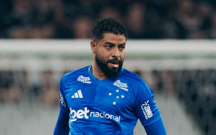 João Marcelo, zagueiro do Cruzeiro (Foto: Marco Galvão/Cruzeiro)