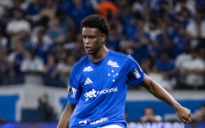 Jonathan Jesus, zagueiro do Cruzeiro (Foto: Gustavo Aleixo/Cruzeiro)