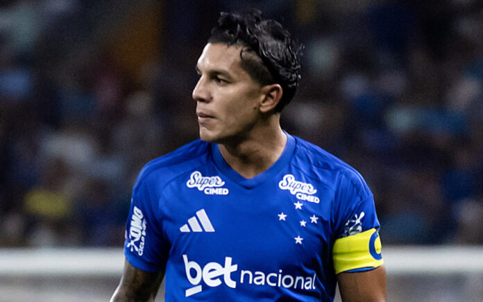 Lucas Romero, volante do Cruzeiro