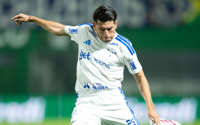 Lucas Villalba, zagueiro do Cruzeiro
