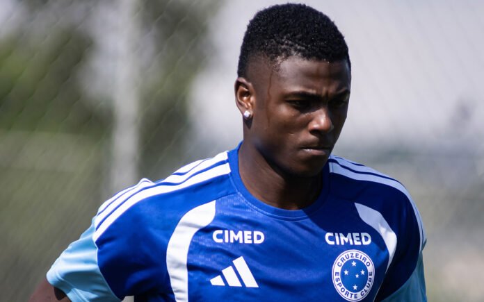 Néiser Villarreal, promessa do elenco do Cruzeiro