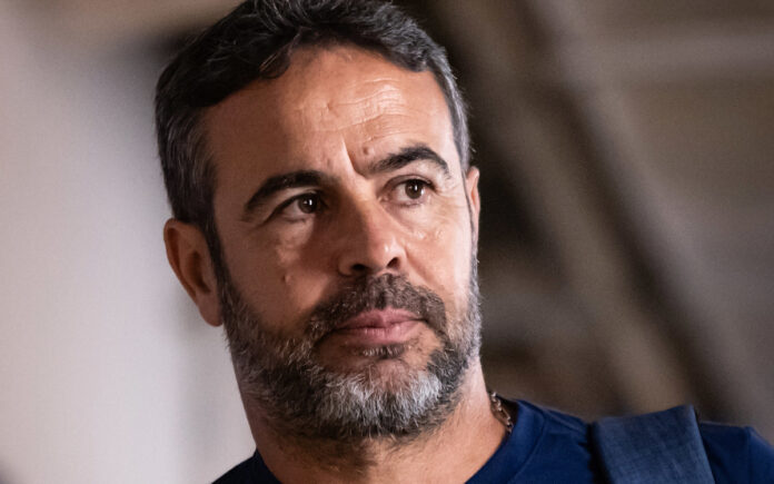 Artur Jorge na chegada do Cruzeiro ao Mineirão