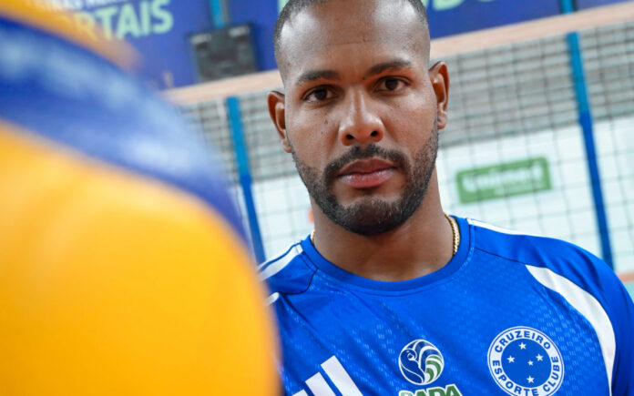 Leal é a grande novidade no elenco do Sada Cruzeiro