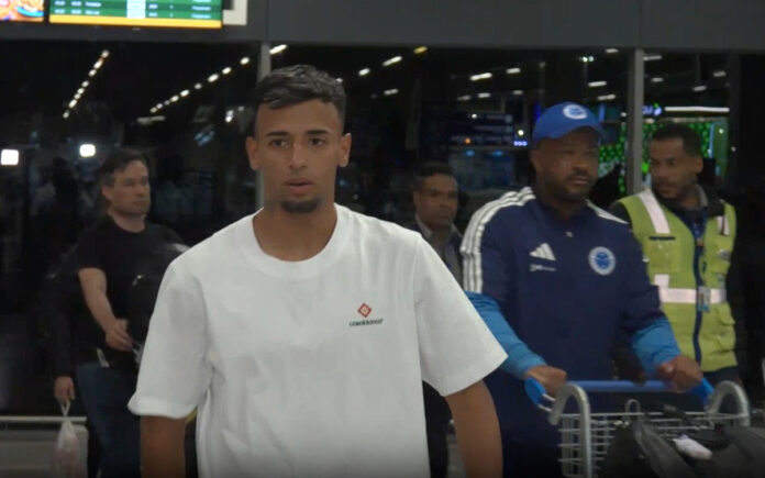 Lucho desembarcou em BH na madrugada desta terça