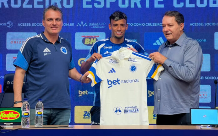 Lucho Rodríguez foi apresentado pelo Cruzeiro