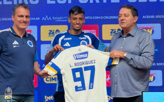 Lucho Rodríguez foi apresentado pelo Cruzeiro