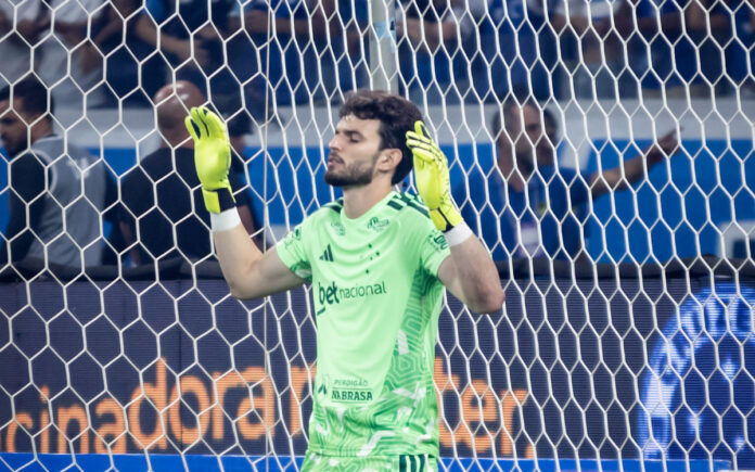 Otávio vive grande fase no Cruzeiro