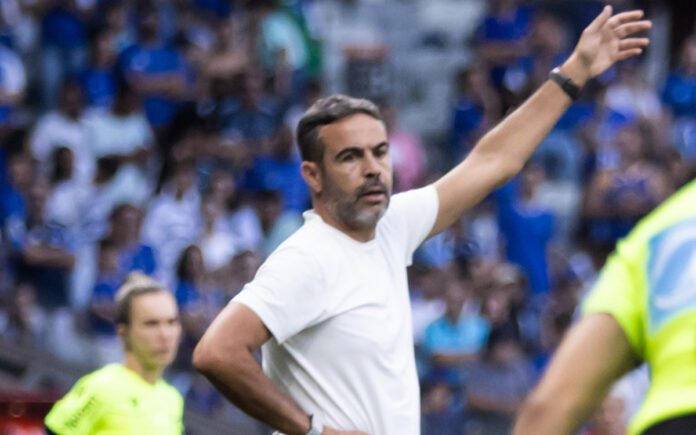 Artur Jorge, técnico do Cruzeiro
