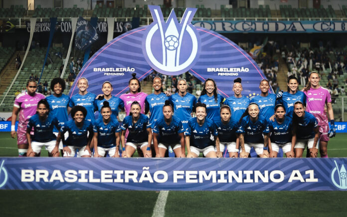 Elenco do Cruzeiro Feminino (Foto: Gustavo Martins/Cruzeiro)