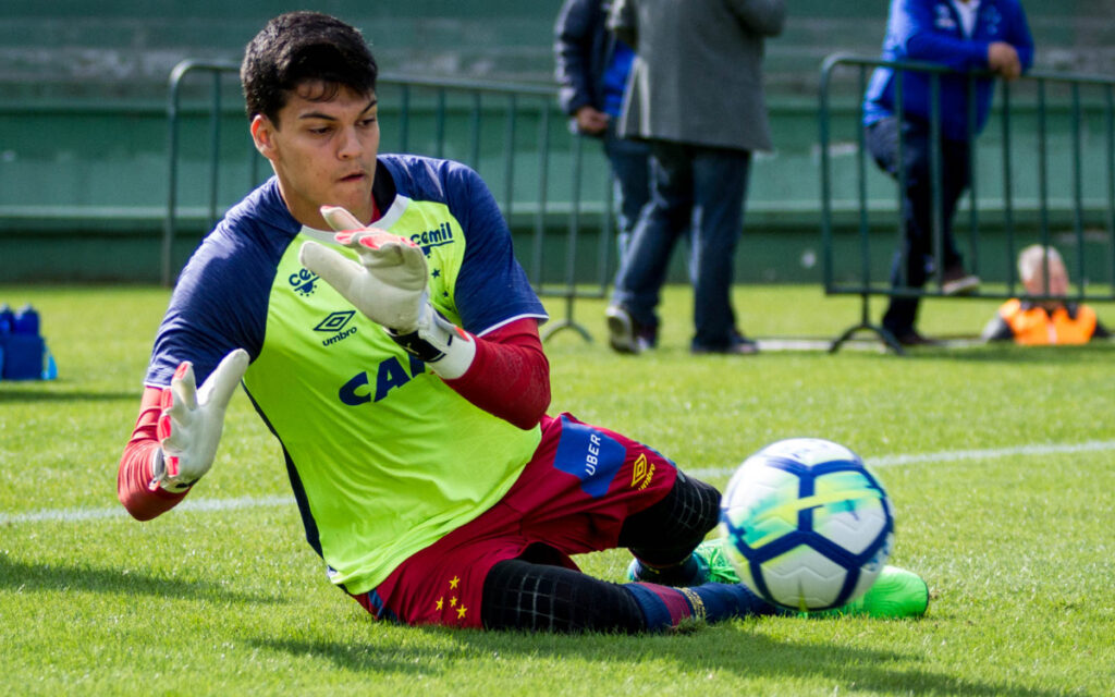 Gabriel Brazão, à época goleiro do Cruzeiro, em 2018 (Foto: Gustavo Aleixo/Cruzeiro)