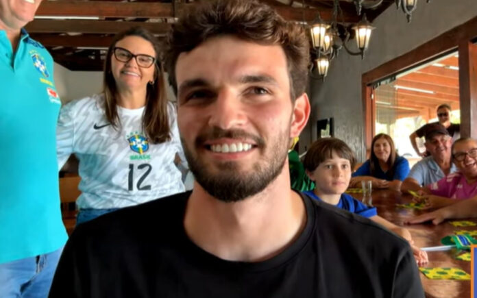 Otávio, goleiro do Cruzeiro (Foto: Reprodução/Cazé TV)