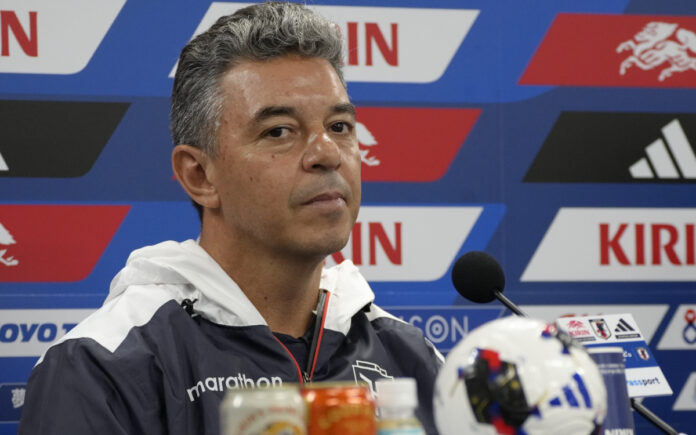 Gallardo em entrevista coletiva nesta quarta-feira (Foto: FEF/Divulgação)