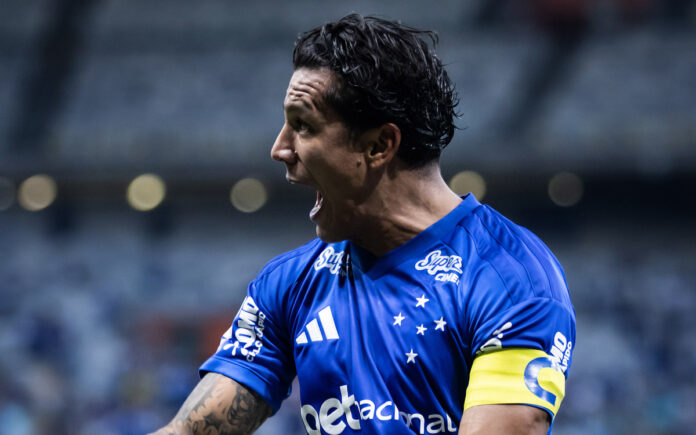 Lucas Romero, volante do Cruzeiro