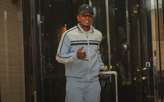 Arroyo, do Cruzeiro, se apresentou à Seleção Equatoriana