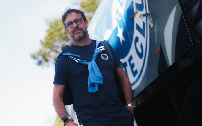 Artur Jorge antes de viagem pelo Cruzeiro