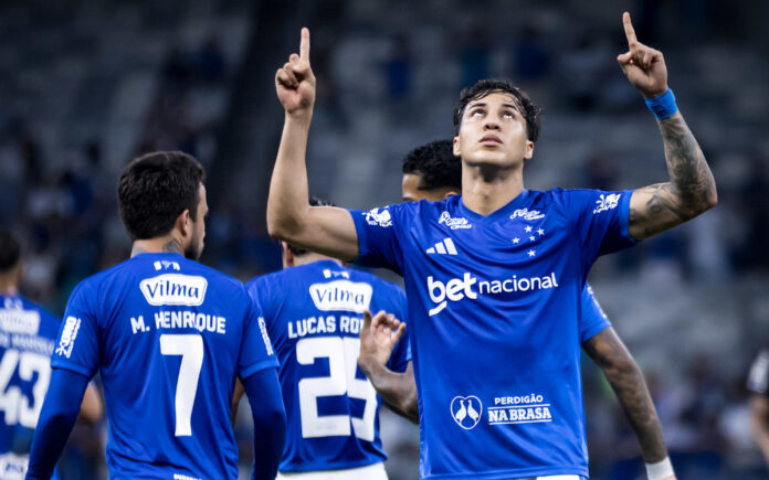 Kaio Jorge comemora gol contra o Athletico-PR