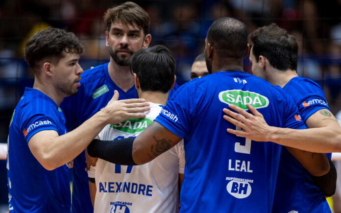 Sada Cruzeiro comemora vitória no Mineiro