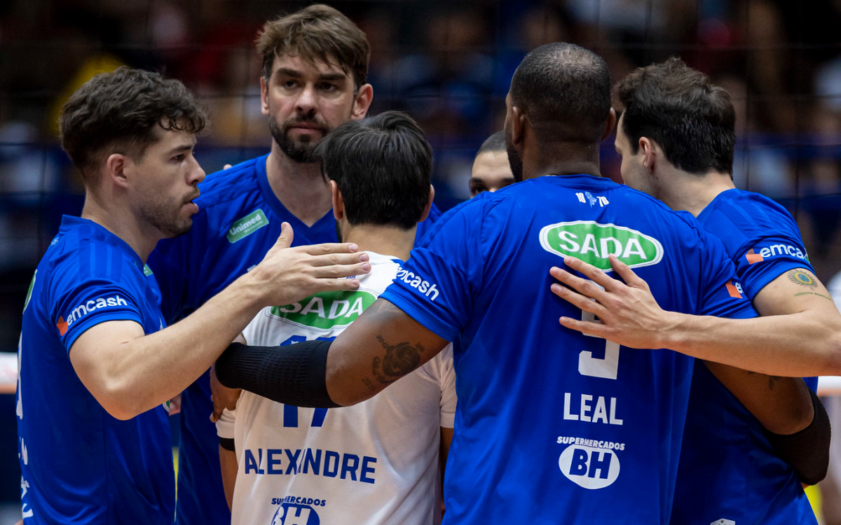 Sada Cruzeiro vence Monte Carmelo de virada e segue na liderança do Mineiro de Vôlei