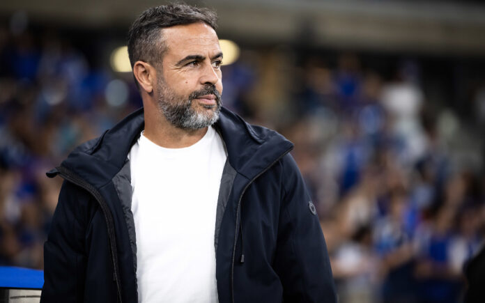 Artur Jorge, treinador do Cruzeiro