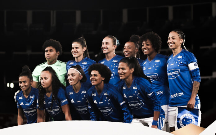 Elenco do Cruzeiro Feminino (Foto: Gustavo Martins/Cruzeiro)